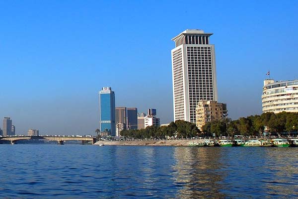 How many IGCSE students are in Egypt