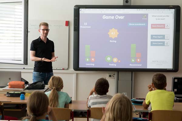 How to Become an IGCSE Teacher