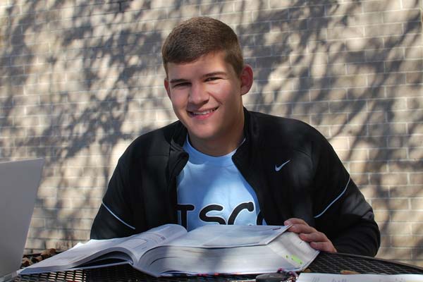 Pros and Cons of Transferring High Schools